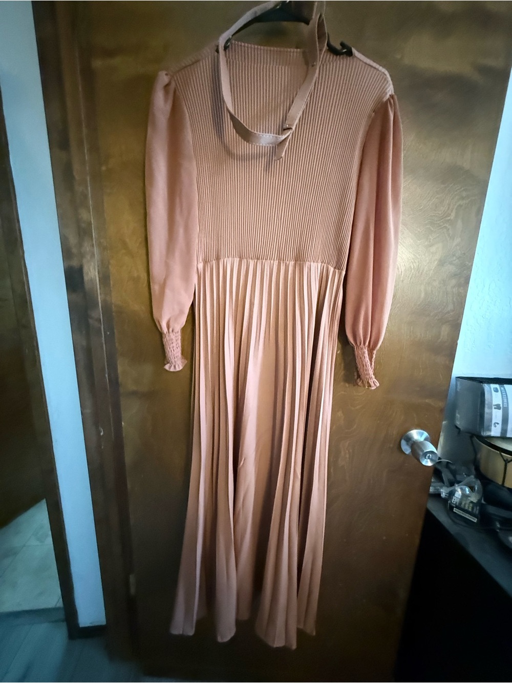 CHICWISH pleated belted maxi dress - Picture 3 of 5